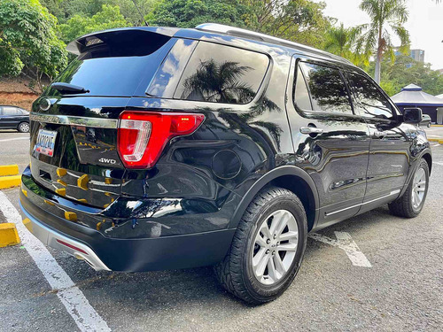 Imagen 6 de 10 de Ford Explorer Limited