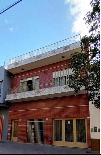 Casa En Venta - 2 Dormitorios 2 Baños 1 Cochera - 250mts2 - Villa Bosch