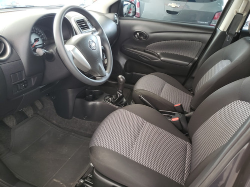 Nissan Versa 1.0 12v Conforto 4p