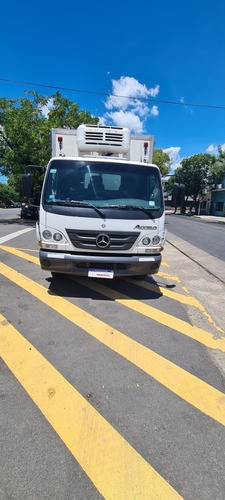 Mercedes Acelo 815