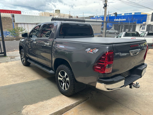 Toyota Hilux 2.8 Sr Cab. Dupla 4x4 Tdi Aut. 4p