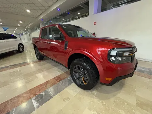 Ford Maverick 4p Lariat Tremor High L4/2.0/T Aut