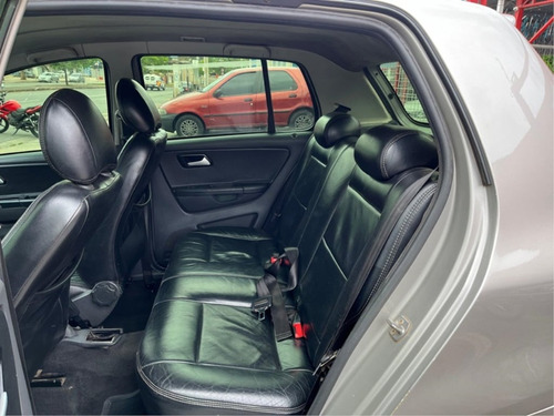 Volkswagen Fox 1.0 MI 8V FLEX 4P MANUAL