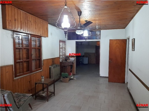 Imagen 3 de 12 de Casa De 5 Ambientes Y 3 Doritorios (1959)