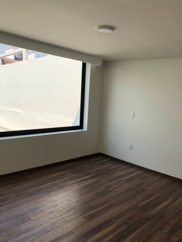 Imagen 12 de 21 de Venta De Casa En Luis Montes De Oca Ciudad Satelite