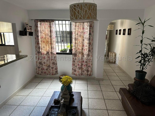 Apartamento En Venta Chacao 24-4218
