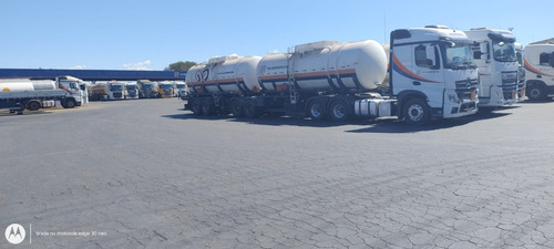 Volvo 460 8x2 2020 Único Dono Baixo Km