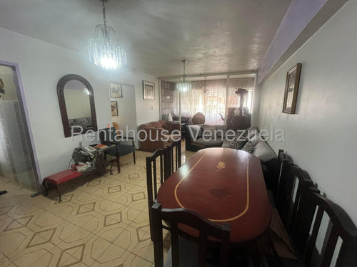 Yb Se Vende Cómodo Apartamento En Santa Rosalia #25-21725