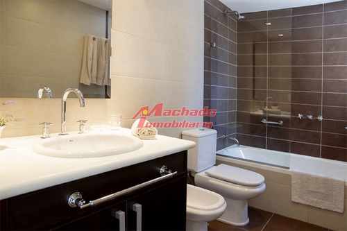 Imagen 24 de 30 de Apartamento En Venta De 3 Dormitorios En Playa Brava