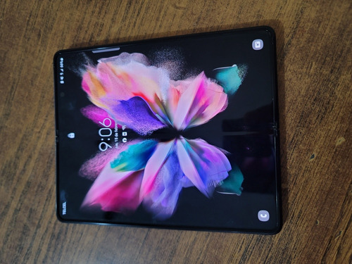 Samsung Z Fold 3