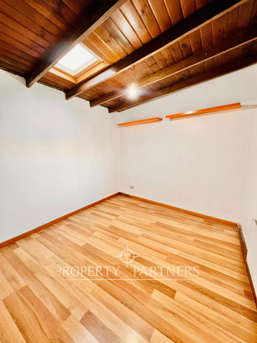 Hermosa Casa En Exclusivo Barrio, Se Arrienda En Ñ...