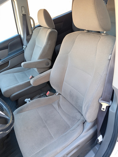 Honda Odyssey 3.5 Lx Minivan At
