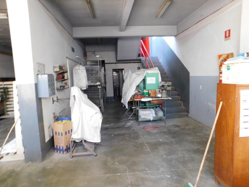 Imagen 5 de 14 de Venta Excelente Galpón Industrial Villa Gral Mitre!