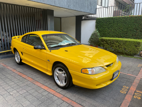 Ford Mustang Gt, Motor 5.0, Automático, Único Dueño.