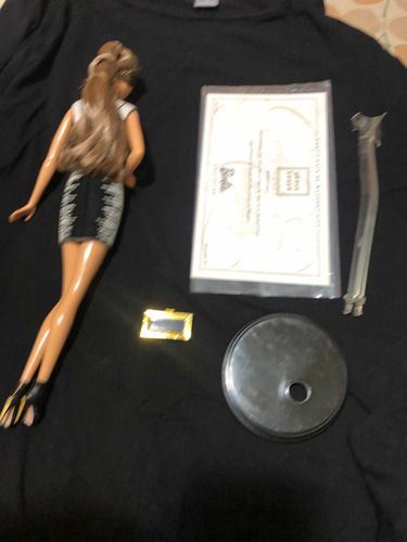 Barbie Lara Louboutin Top Módel Basics Collector Hermosa (Usado)