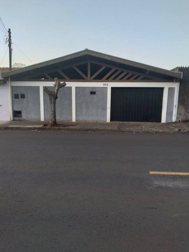 Casa Dois Quartos , Sala , Cozinha E Banheiro E Dois Cômod