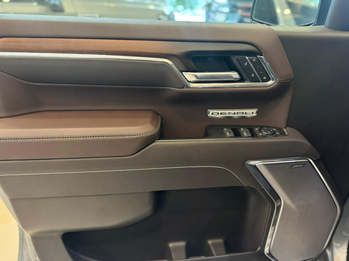GMC Sierra 6.2 V8 Denali