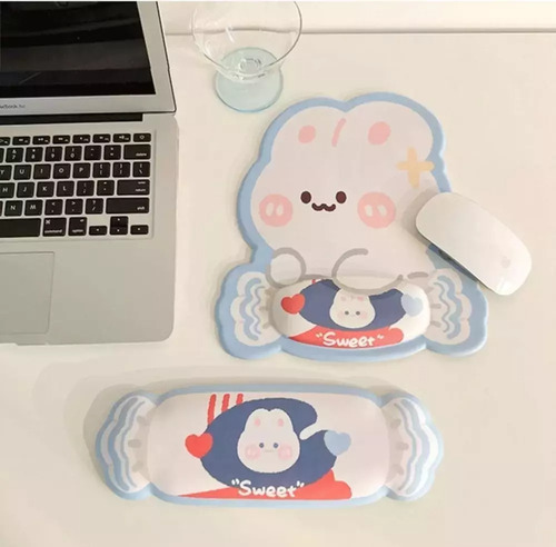 Set Mouse Pad+reposa Muñecas Kawaii Celeste Conejo