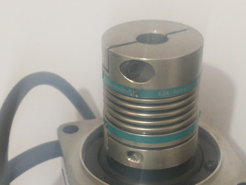 Servo Motor Yaskawa Sgmah-02aaa61d-oy 200v2.1a Made In Japan (Usado)