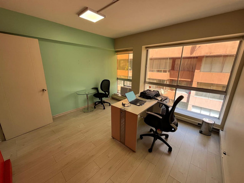 Excelente Oficina Ubicada En Un Excelente Lugar