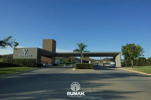 Casa En Preventa En Veredas A 6 Min De Plaza Galerias (modelo Guinea)