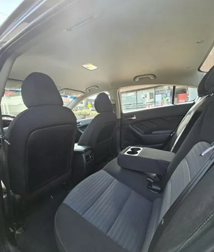 Kia Cerato Pro Sx 2nd Generacion 1.6cc Mt Aa