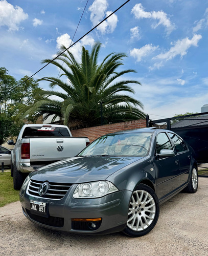 Volkswagen Bora 1.8 Highline T 180cv Cuero