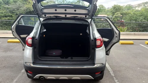 Renault Captur 2.0 Intens Automática