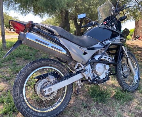 Imagen 6 de 22 de Honda Nx 400cc Falcon
