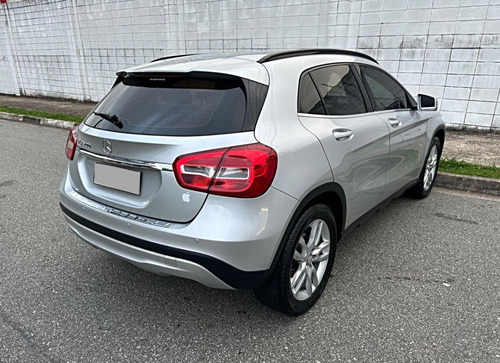 Mercedes-Benz Classe GLA 1.6 Style Turbo Flex 5p