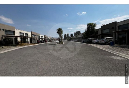 Casa En Venta En Bosque De Las Fuentes Residencial En Calimaya