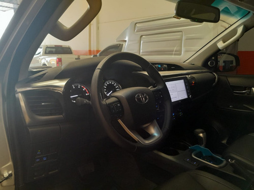 Toyota Hilux 2.8 Tdi Srx Cab. Dupla 4x4 Aut. 4p