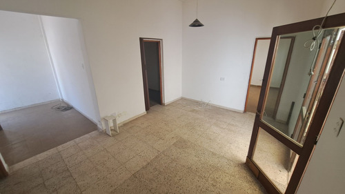 Venta Casa Esquina 2 Dormitorios General Bustos
