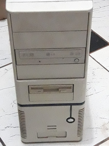 Cpu Torre Gabinete Computador De Mesa Antigo Ddr400