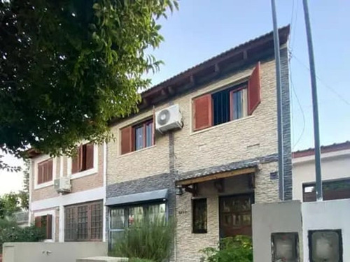 Casa En Poeta Lugones 3 Dor Apta Credito.