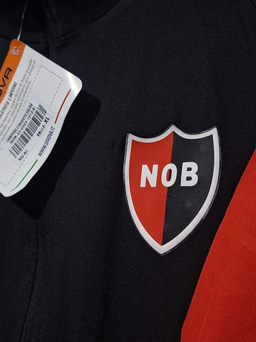 Campera De Newells Talle L (Usado)
