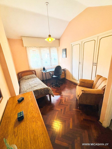 Venta Hermosa Casa Malvin, Padròn Unico , 3 Dormitorios, 3 Baños, Patio, Jardin, Garaje, Barbacoa