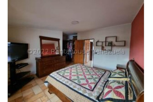 Imagen 7 de 21 de #23-15357 Comodo Y Amplio Townhouse Ubicado En Llano Alto
