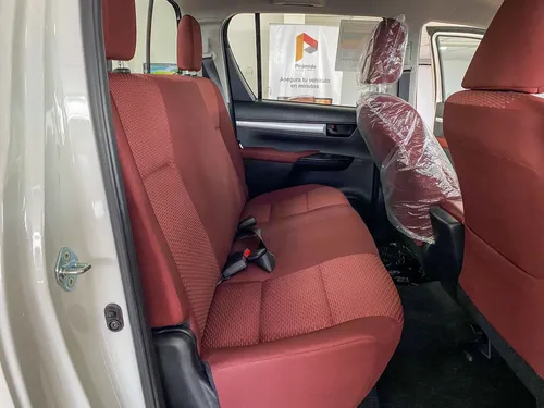 Toyota Hilux 2.7 4x4