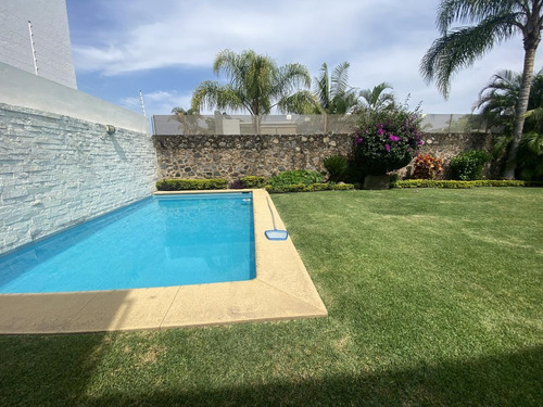 Imagen 5 de 26 de Casa En Venta En Vista Hermosa, Cuernavaca, Residencia En Exclusivo Fraccionamiento