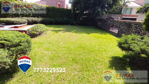 Venta De Terreno En Condominio, Acapatzingo, Cuernavacaclave 4538