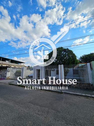 Smart House Vende Amplia Casa En Santa Cruz-mcev05m