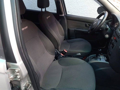 Imagem 8 de 8 de Fiat Palio 1.8 Mpi Adventure Locker Weekend 16v Flex 4p