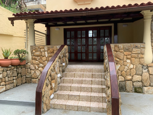 Se Vende Hermosa Casa En El Placer Baruta Bb