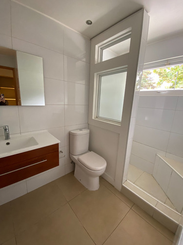 Casa Cond Los Robles 4 Dor + 4 Bañ + 4 Est + Pisci 700/140m2