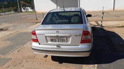 Chevrolet Astra Sedan 2001 2.0 Gls 4p
