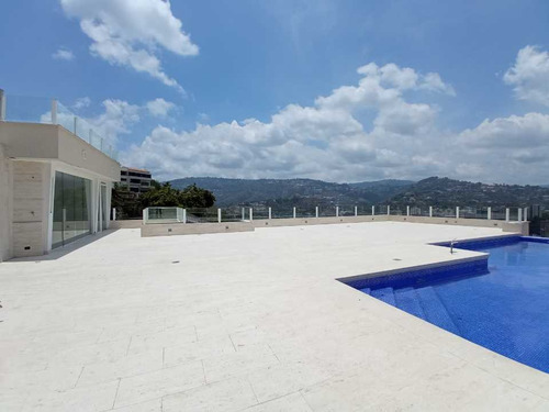 Imagen 20 de 21 de Vendo Casa 1462m2 5h/6b/6pe El Cafetal 0678
