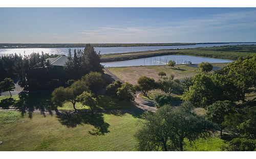 Lote Sobre El Rio