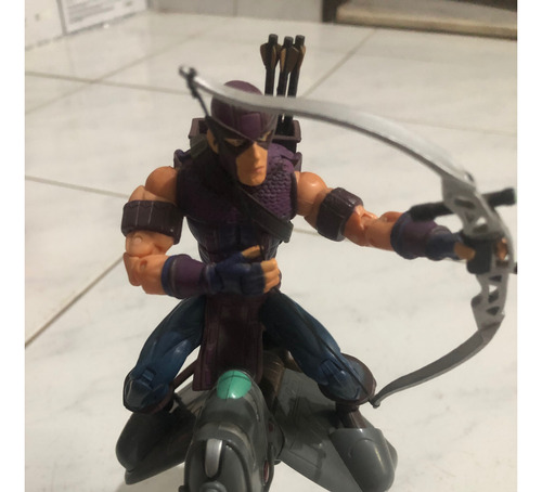 Marvel Legends Gavião Arqueiro Toybiz (Usado)