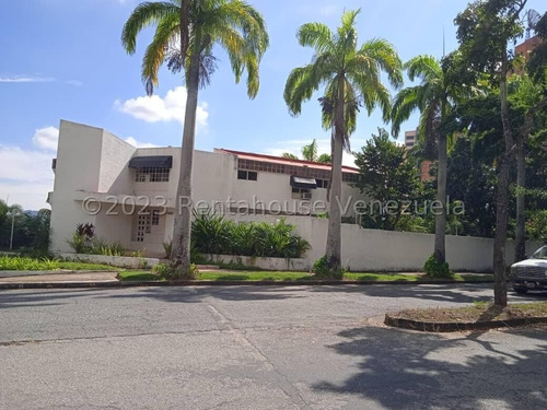 Deisim24-13524 En Venta Hermosa Y Amplia Casa Quinta, De 3 Niveles